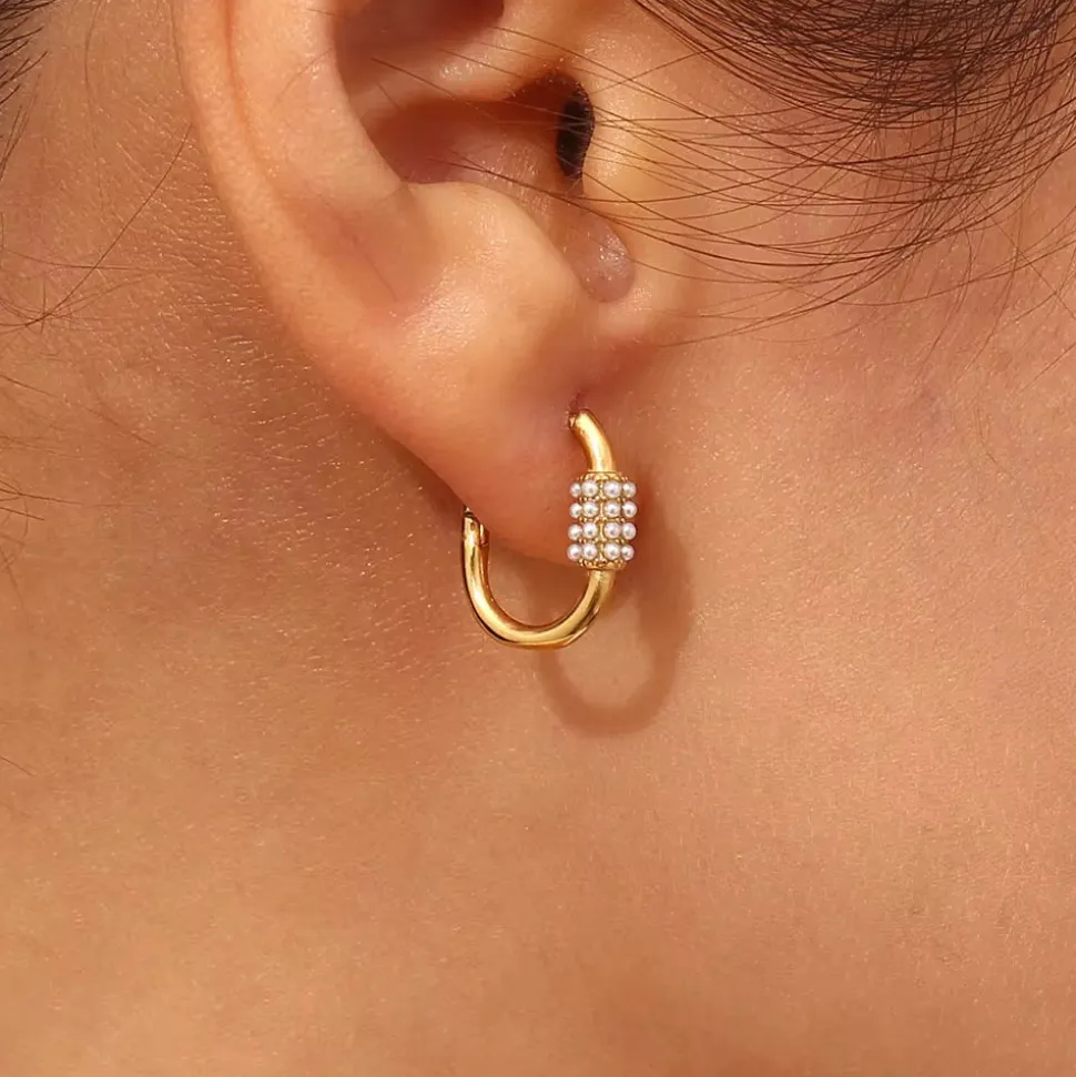 Cluster Pearl Huggies in 18K Gold-Plating