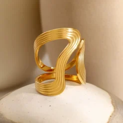 18K Alexandria Wrap Ring
