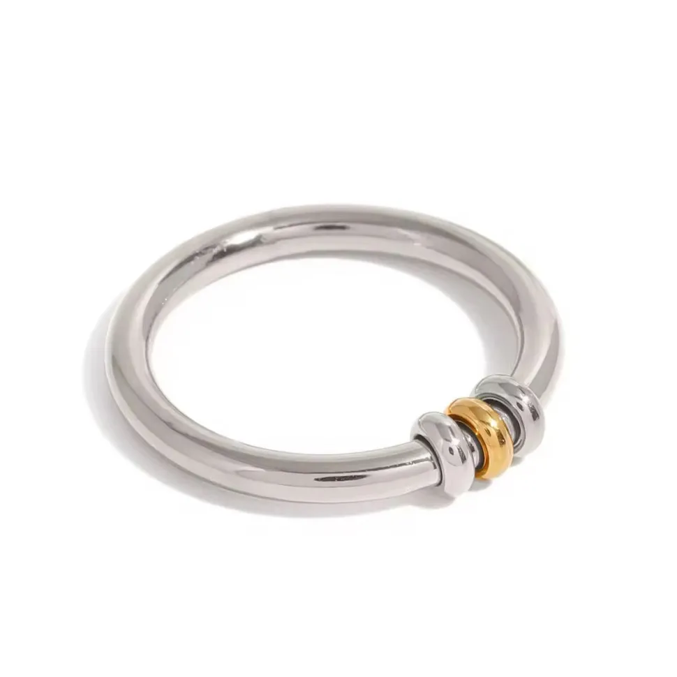18K Band Open Beads Ring