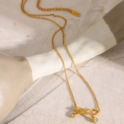 18K Bow CZ Necklacd