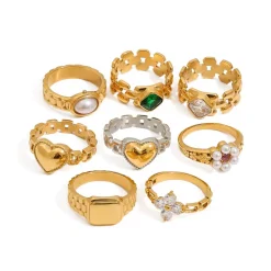 18K Clear CZ Clover Flower Rollie Ring