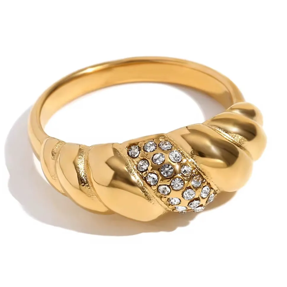 18K CZ Swirl Ring
