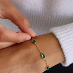 18K Emerald Dainty Bracelet