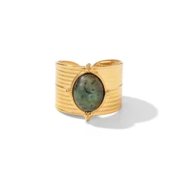 18K Green Stone Ring