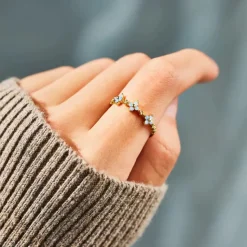 18K Light Saphire Flower Ring