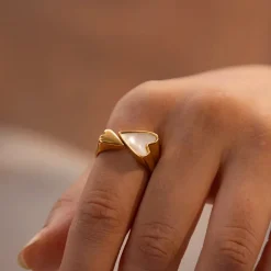 18K Mother of Pearl Hearts Open Ring