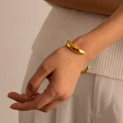 18K Open Bangle