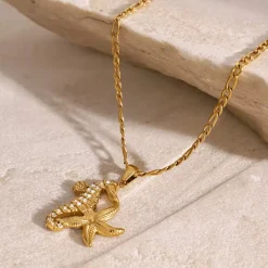 18K Seahorse Starfish Necklacd