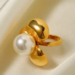 18K Statement Flower Pearl Ring