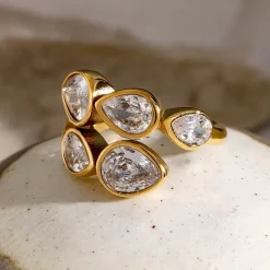 18K Tear Drop Bezel Ring
