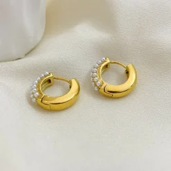 18K Triple Lined Pearl Earrings