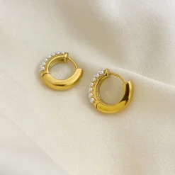 18K Triple Lined Pearl Earrings