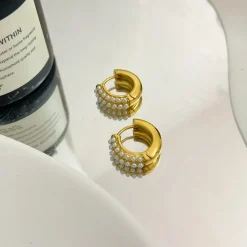 18K Triple Lined Pearl Earrings