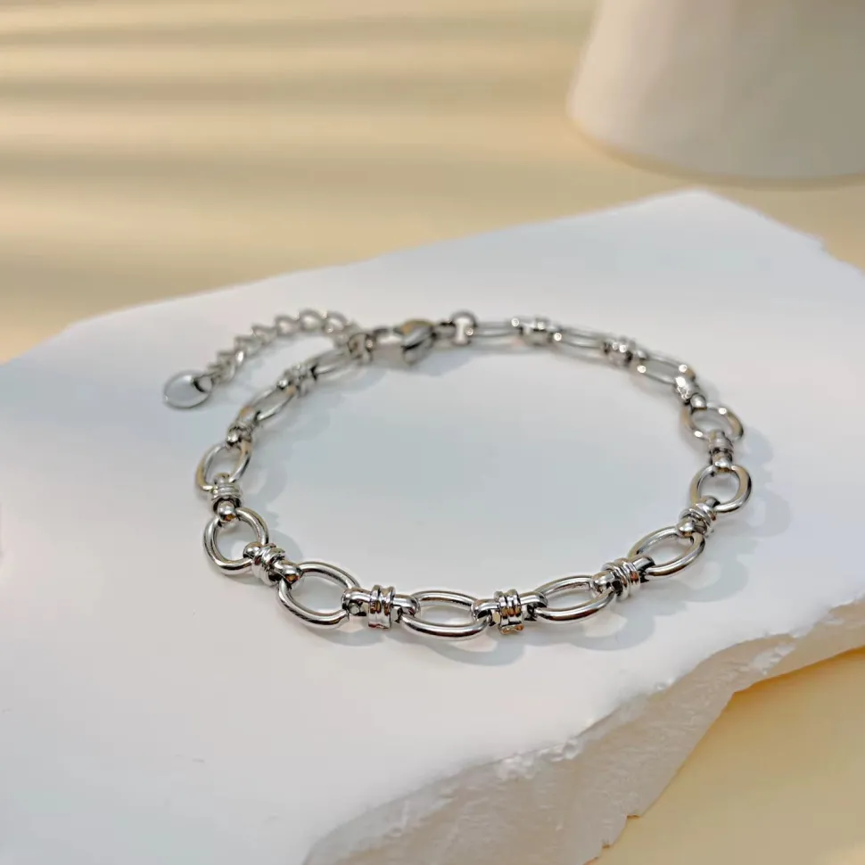 Silver Oval Link Bracelet