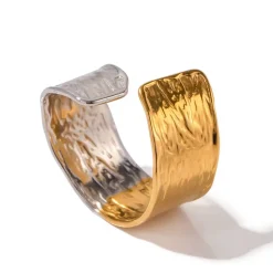 Two tone textured open rings
