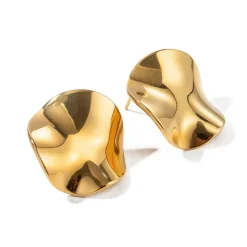 Wavy Square Studs in 18K Gold-Plating